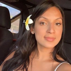 Meet your Posher, Elba